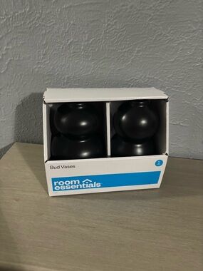 Room Essentials Matte Black Round Bud Vases – Set of 2
